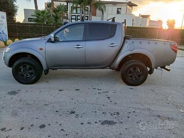 Mitsubishi L200 2.5 DI-D/136CV Double Cab Invite