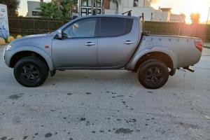 Mitsubishi L200 2.5 DI-D/136CV Double Cab Invite