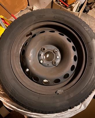 Cerchione e pneumatico fiat 500