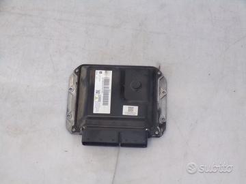 Centralina ECU Opel Astra J 1.7 cdti 2011