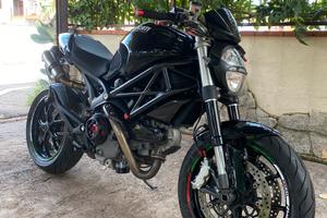 Ducati Monster 1100