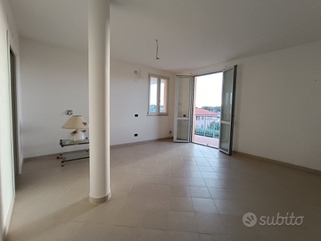 Trilocale nuovo 73 mq con garage e ampia terrazza