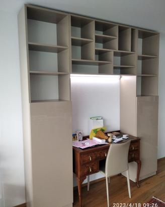 libreria a ponte laccata con ante lucide vani gior