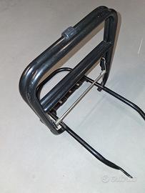 Portapacchi ciclomotore nero nuovo