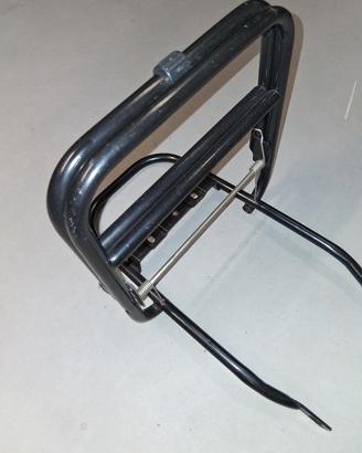 Portapacchi ciclomotore nero nuovo