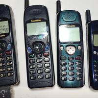 4 cellulari panasonic