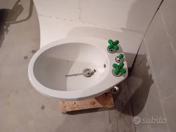 lavabo +bidè +rubinetto