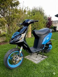 Scooter typhoon libretto piccolo