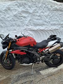 Triumph Speed Triple 1050 R