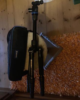Cavalletto marca BENRO per fotografa