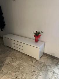 Mobile porta tv