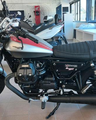 Moto Guzzi V9 Bobber