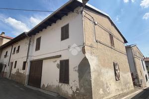 2 LOCALI A DIVIGNANO