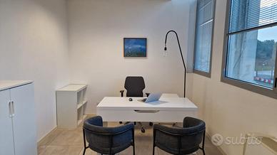 Ufficio Moderno e Luminoso - Co-Working