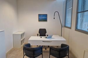 Ufficio Moderno e Luminoso - Co-Working