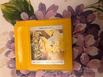Pokemon Giallo