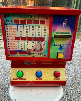 Slot machine “Luckylot”