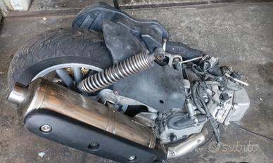 blocco motore Beverly 500