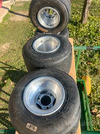 Treno cerchi in aluminio per kart