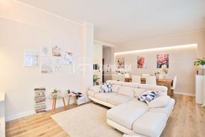 TRILOCALE COMPLETAMENTE RISTRUTTURATO !!!