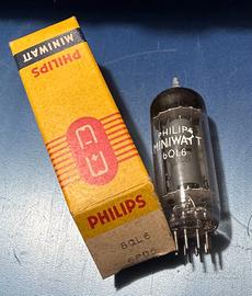Valvola 6QL6 / 6FD5 per radio fonovaligia
