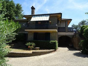 Villa o villino Manziana [CA420VRG]