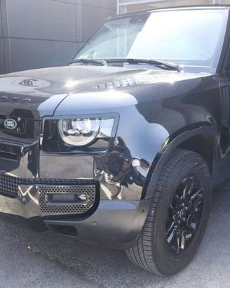 Land Rover Defender VII 2020 90 90 3.0d i6 mh...