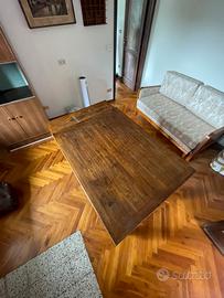 Tavolo in legno