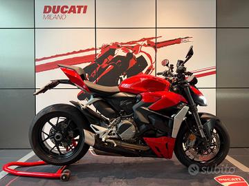 Ducati Streetfighter V2