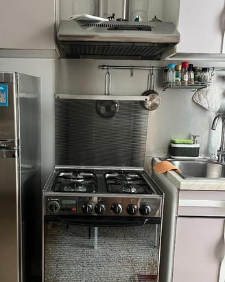 cucina a gas 4 fuochi