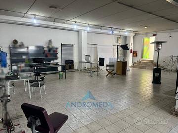 Immobile di 820 m² a Marigliano