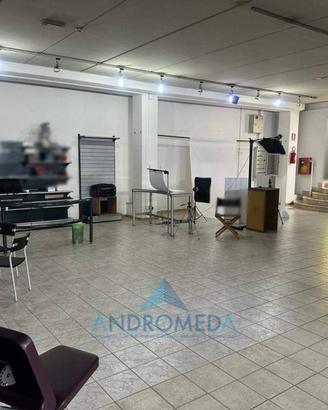 Immobile di 820 m² a Marigliano