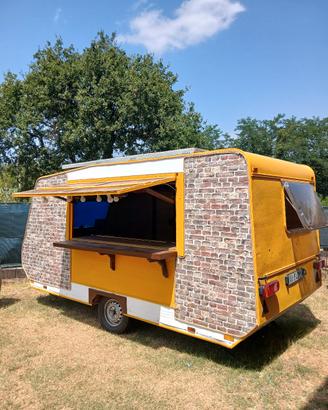 roulotte vintage  allestita per food truck 