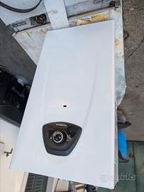 scaldabagno a gas Ariston FAST EVO X ONT 11 EU