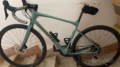 GIANT REVOLT ADVANCED ZERO