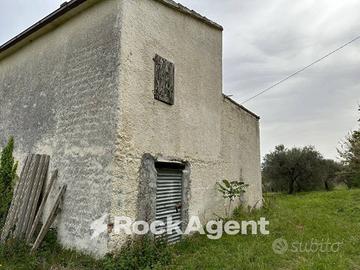 CASA INDIPENDENTE Contrada Serepenne a Villamagna