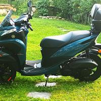 Yamaha Tricity 125 solo 400 Km ancora in garanzia
