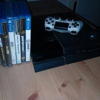 PS4  (408 GB) + 2 joystick / giochi vari