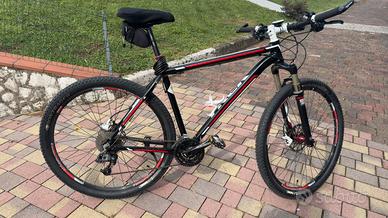 MTB Trek 29” – RockShox Reba/ SRAM X7