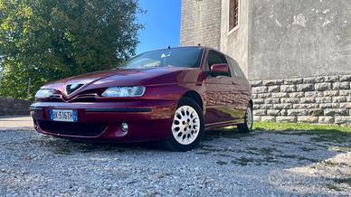 Alfa romeo 145 - 2000