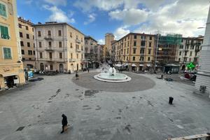 UFFICIO A LA SPEZIA