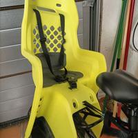 Seggiolino bici posteriore bambini.