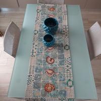 tavolo e  sedie entrambe marca Calligaris