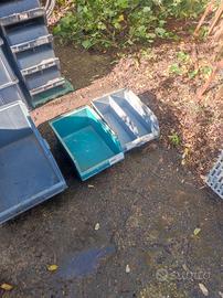 Cassette impilabili in materiale plastico 