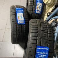 Gomme nuove 225/40R18