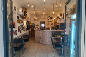 Bar caffetteria aperitiveria