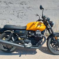 Moto Guzzi V7 III Stone - 2019