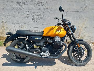 Moto Guzzi V7 III Stone - 2019