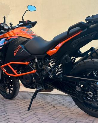 Ktm1090