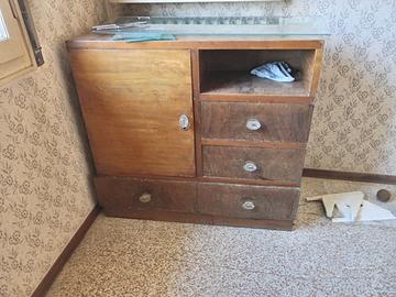 Credenza/buffet vintage